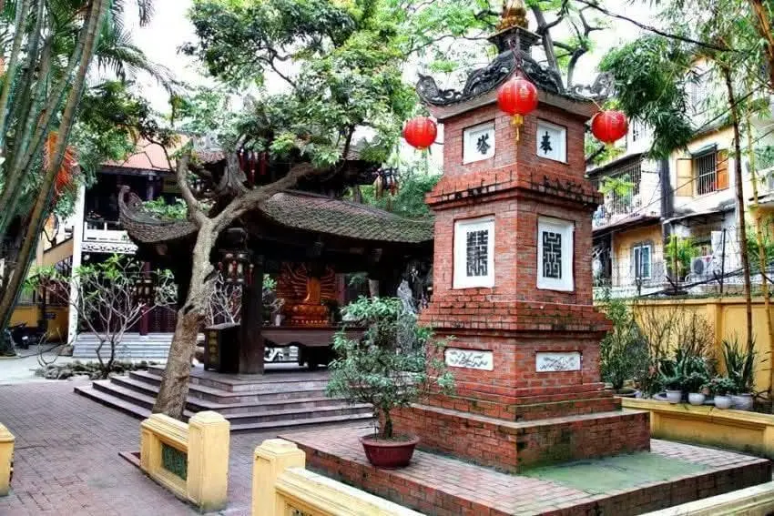 Cảnh quan di tích Chùa Sở