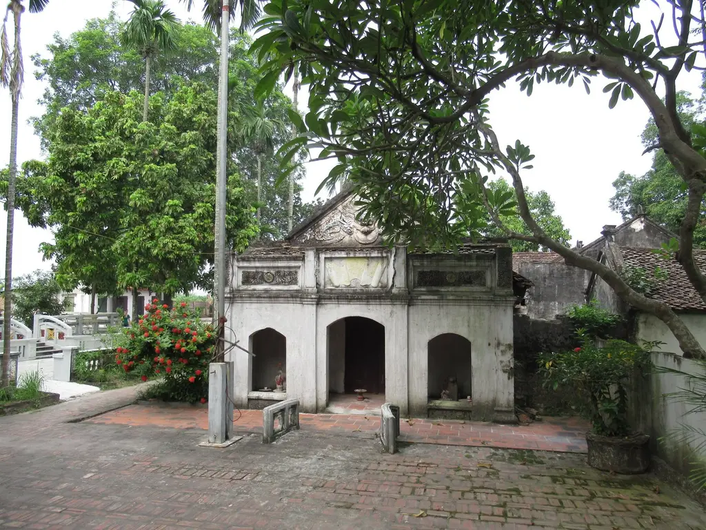 Không gian cảnh quan di tích Đền Tam Phủ