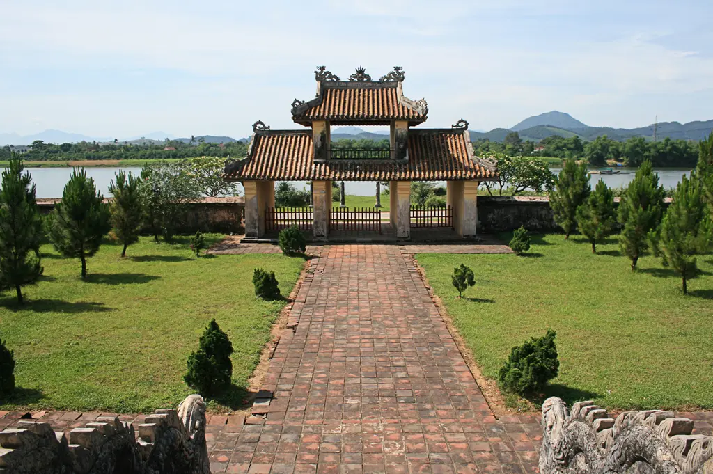Văn Miếu Môn, cổng chính của Văn Miếu Huế