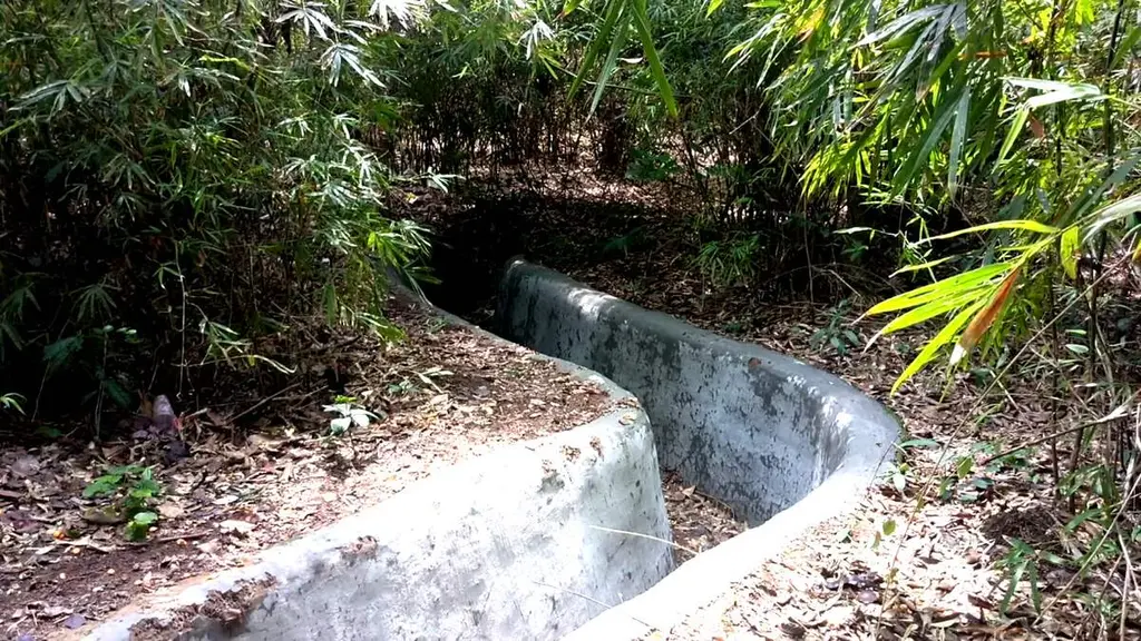 Dấu tích căn cứ Tà Thiết