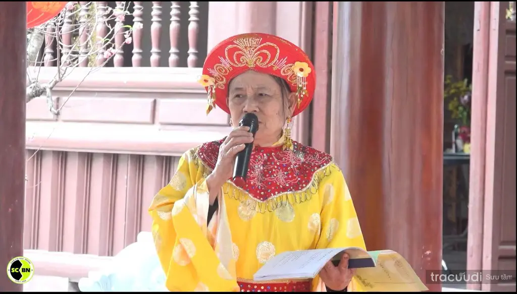 Đọc bài tế tại Hội làng Chè