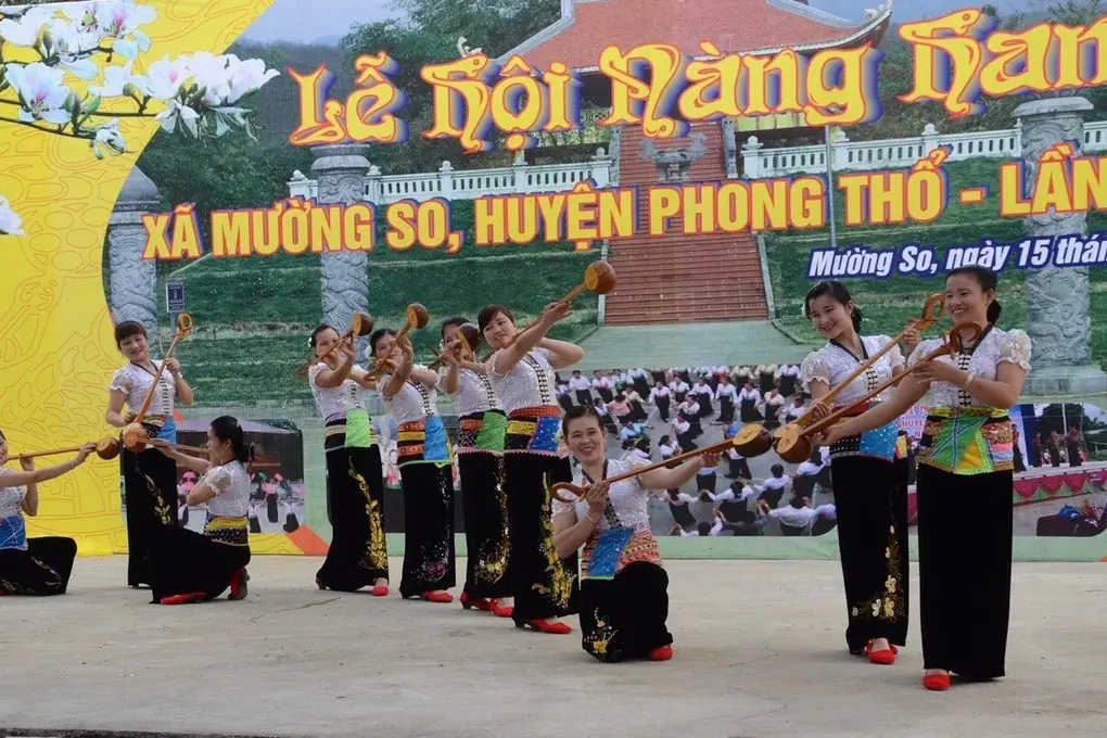 Văn nghệ tại Lễ hội Nàng Han