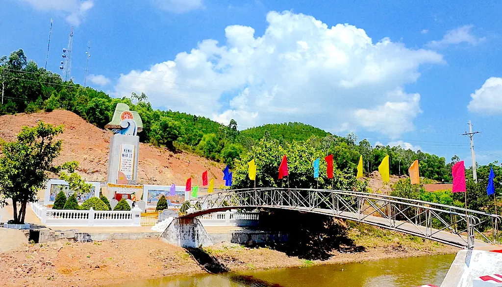 Cảnh quan di tích Sông Nhà Lê