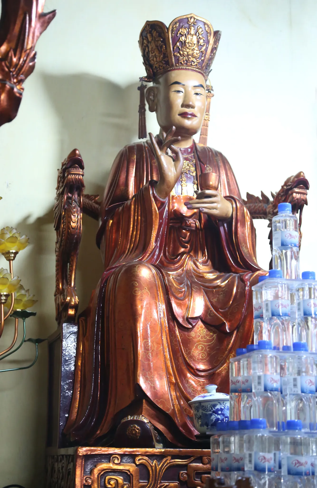Tượng phật trong Chùa Tu Hoàng (Càn Phúc tự)