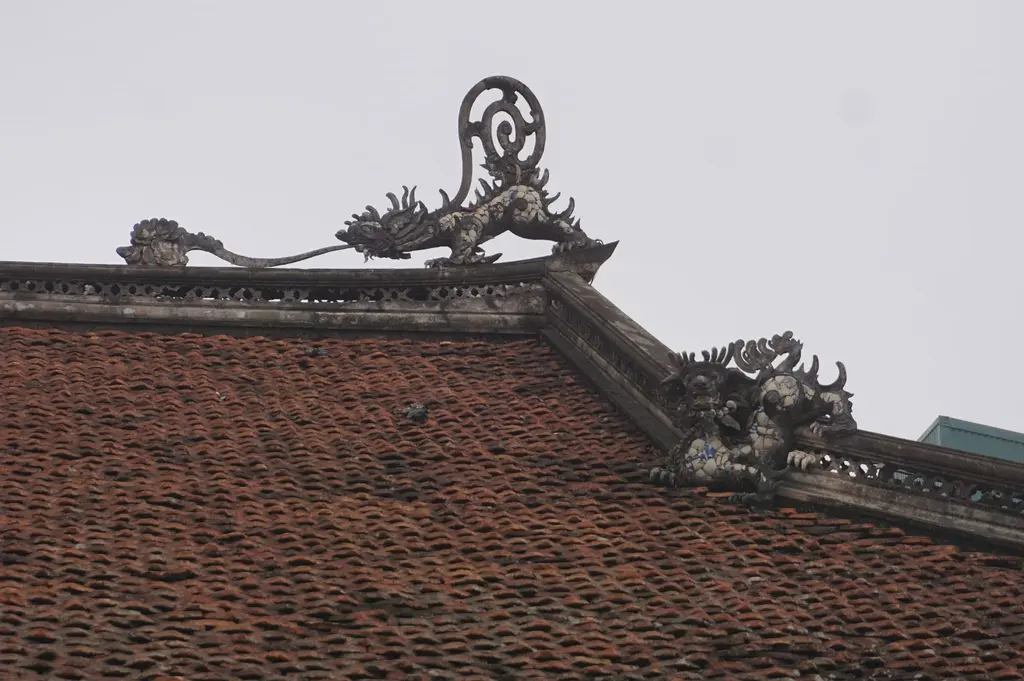 Kiến trúc mái di tích Đình La Dương