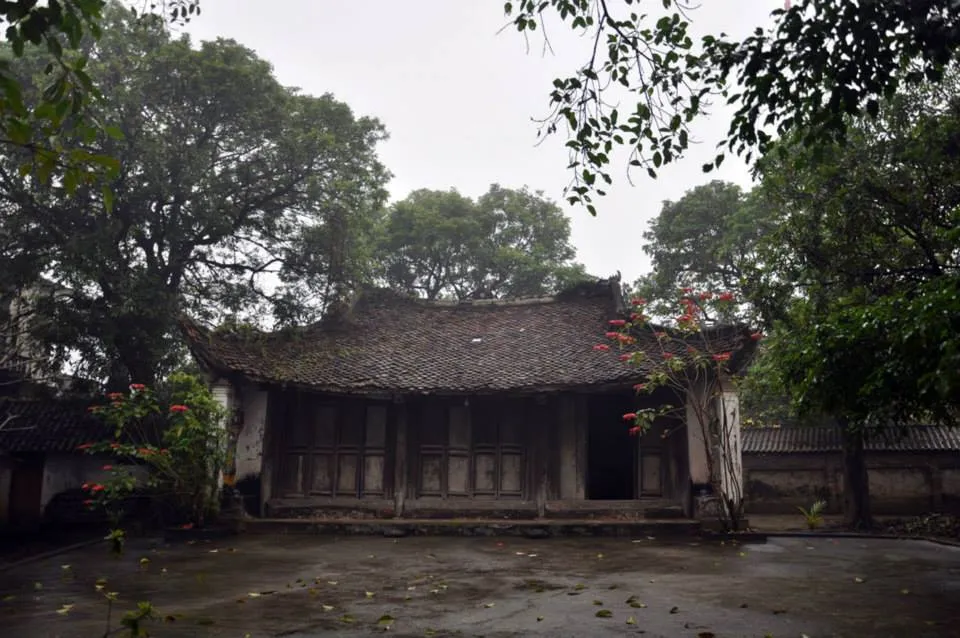 Cảnh quan Miếu Nứa