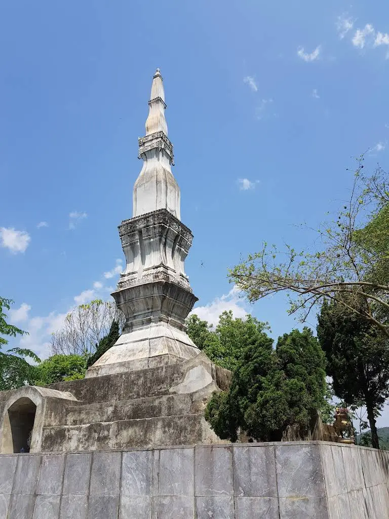 Cảnh quan Tháp Mường Và