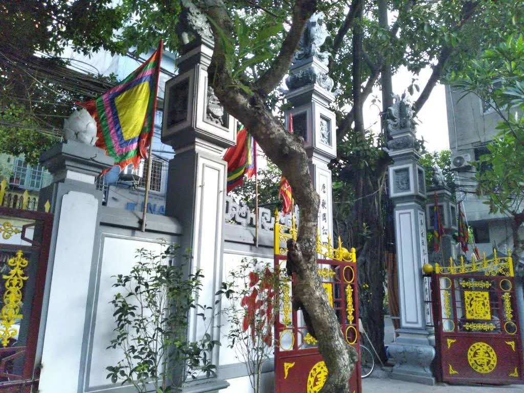 Không gian cảnh quan di tích Đình, Chùa Khương Trung