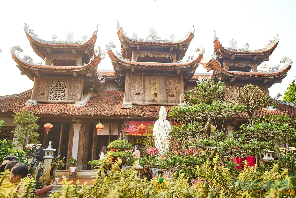 Kiến trúc mái Chùa Hưng Long (Chùa Ngâu)