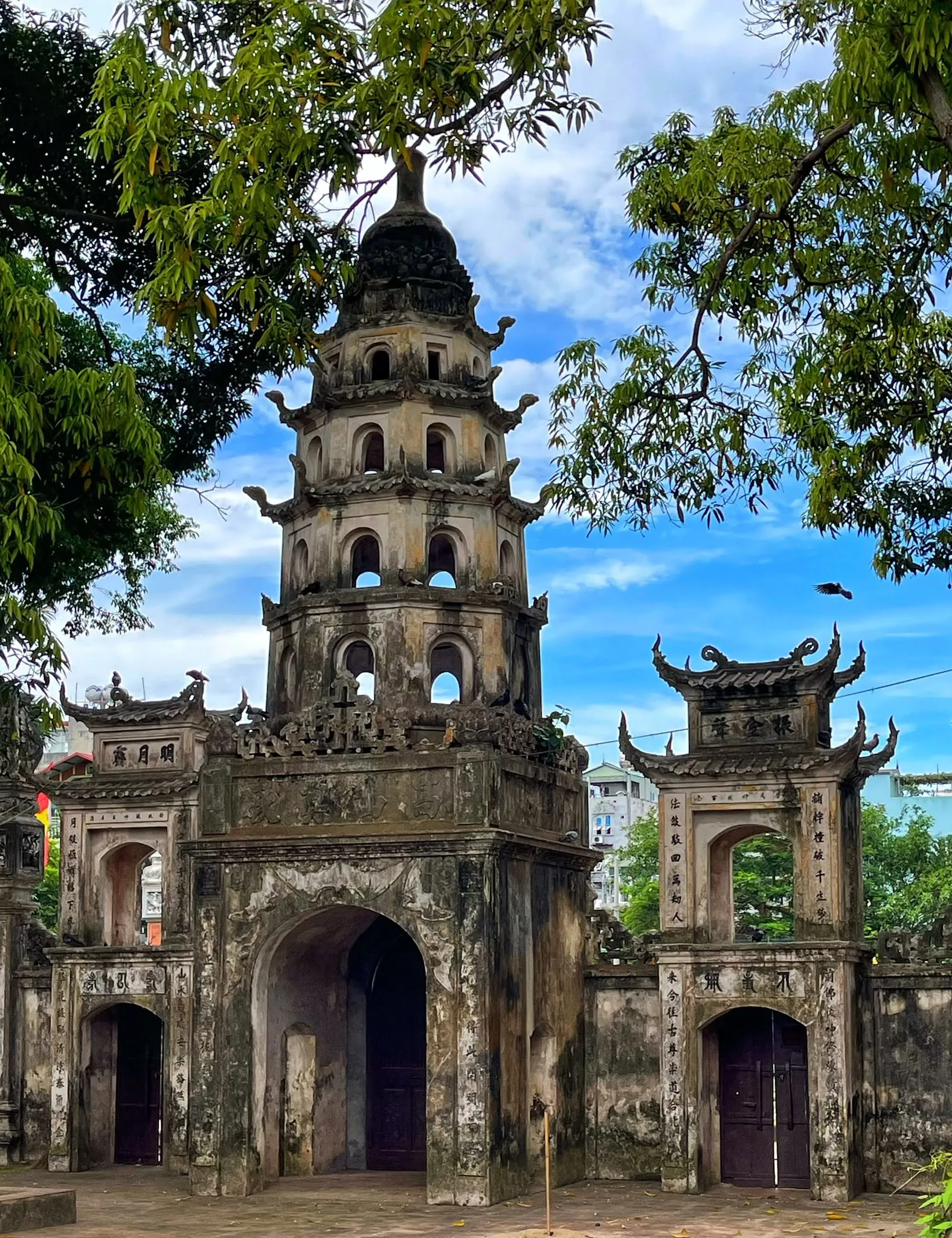 Không gian, cảnh quan chùa Tự Khoát (Hưng Phúc tự)