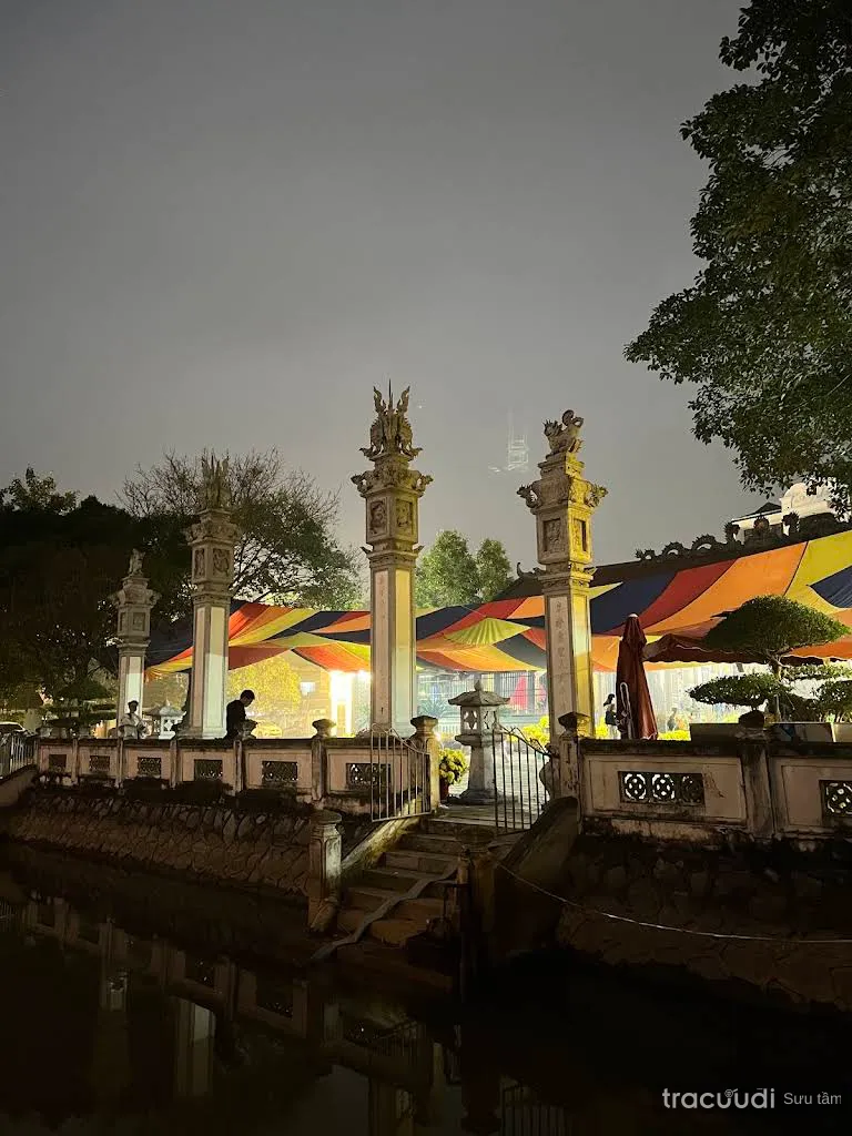 Không gian cảnh quan di tích Chùa Thanh Am ban đêm