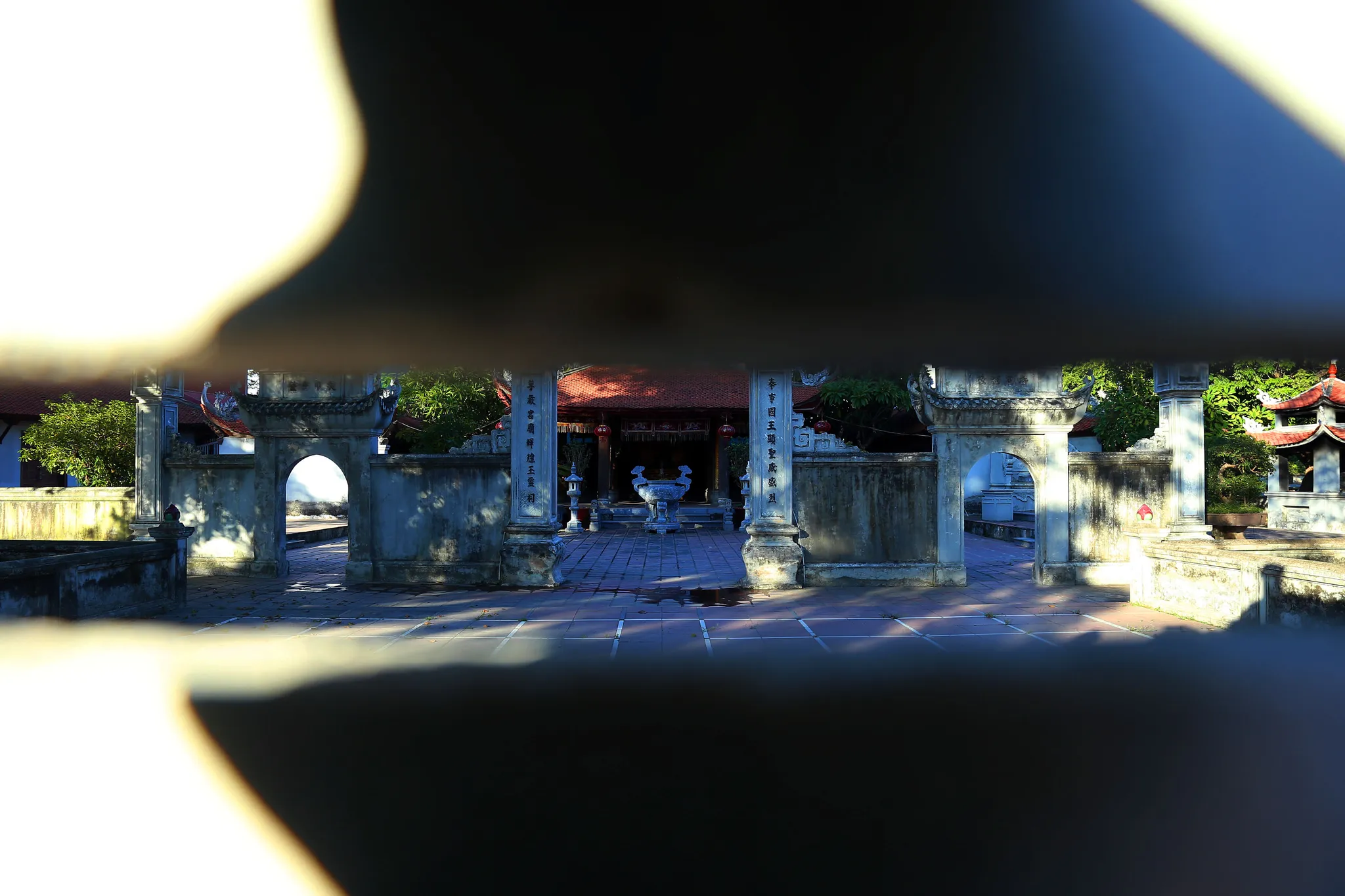 Cổng đình Ngọc Mạch