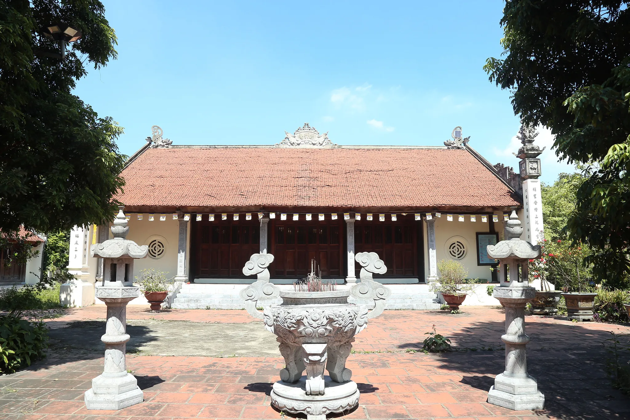 Toàn cảnh chùa Thanh Lâm