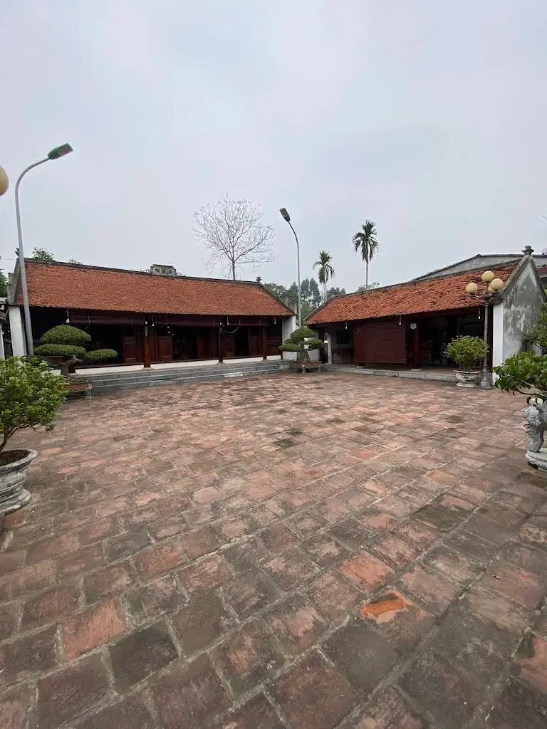 Không gian cảnh quan di tích Mộ và nhà thờ Nguyễn Sư Mạnh