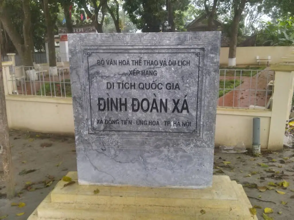 Bia xếp hạng đình Đoàn Xá