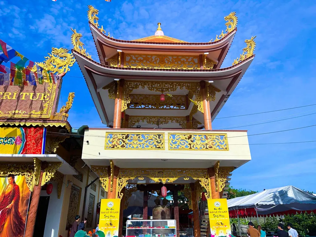 Gác chuông Chùa Phật Ấn