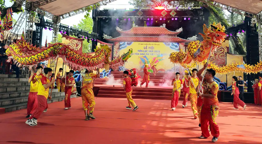 Múa lân sư rồng Lễ hội Chùa Tiên Lục