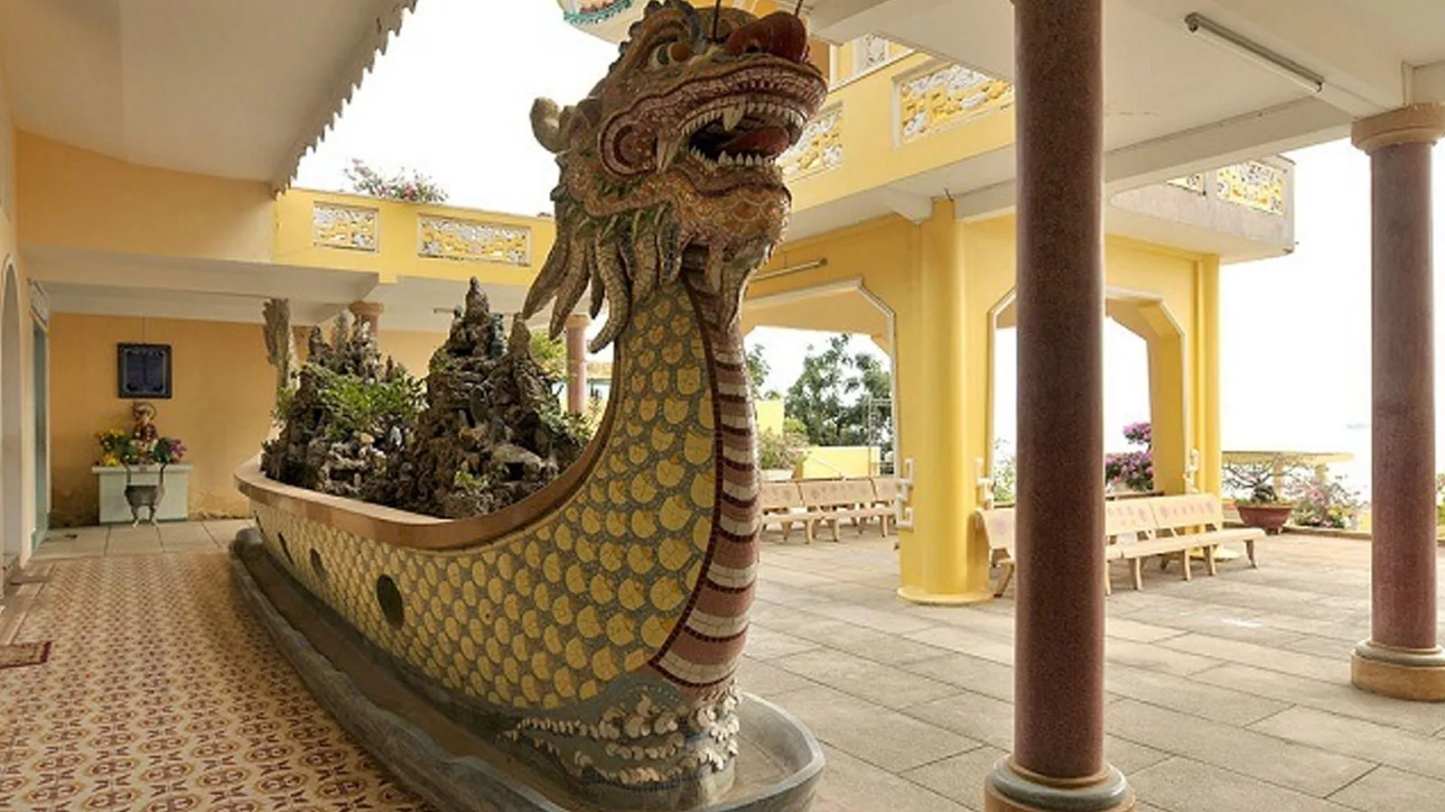 Chiếc thuyền Bát Nhã tại Niết Bàn Tịnh Xá
