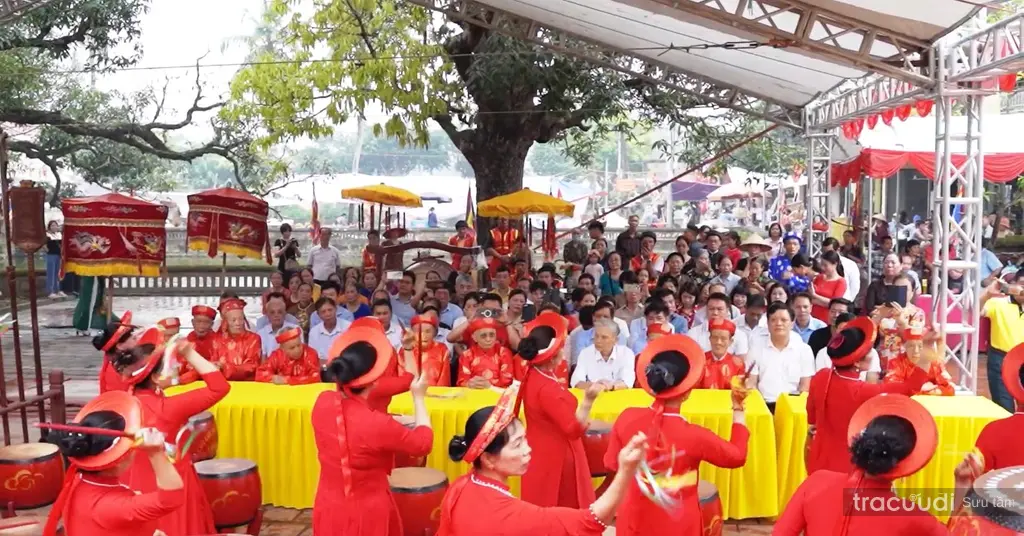Lễ hội Đình Cù Sơn Trung