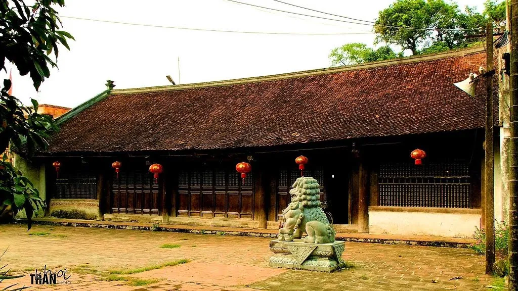 Cảnh quan Đình Hiến