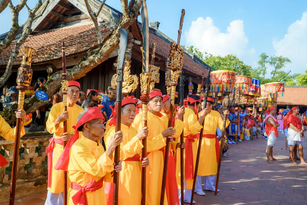 Đội cầm lỗ bộ trong lễ hội chùa Keo Thái Bình