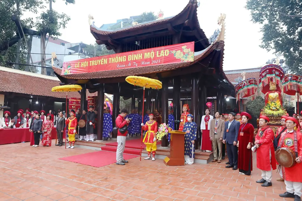 Không gian Hội đình Mộ Lao