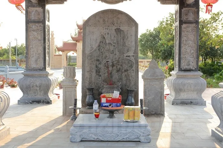 Bia "Sùng thiên tự bi"