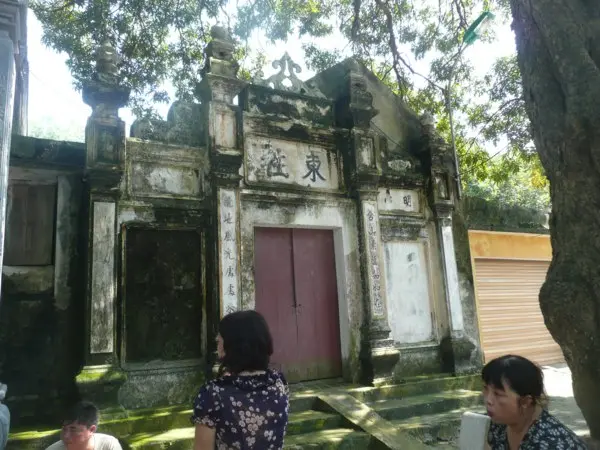 Cổng Chùa Hàm Long