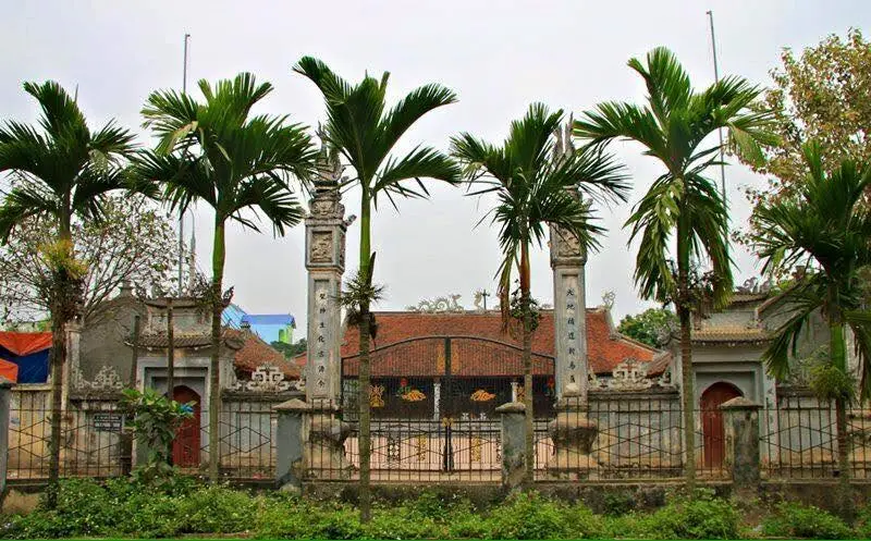 Cảnh quan Đình Phùng Thôn