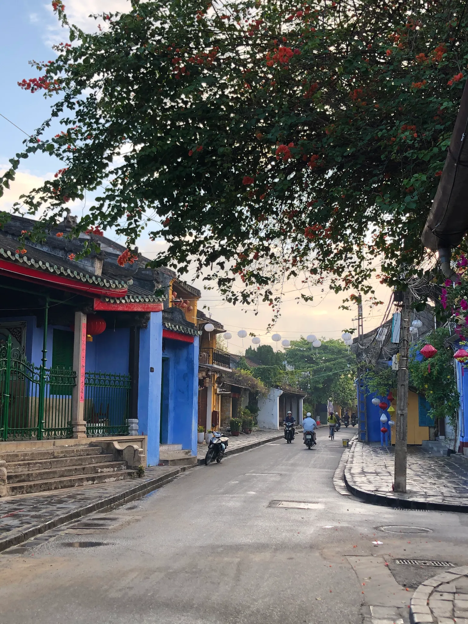 Bình minh phố cổ Hội An