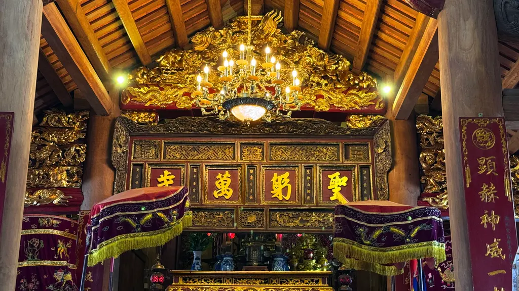 Không gian kiến trúc đình Kiều Mai