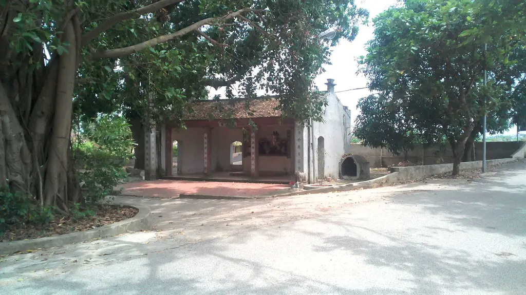 Cảnh quan đình Khánh Vân