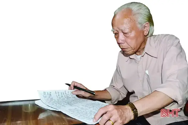 Nghệ nhân nhân dân Trần Khánh Cẩm