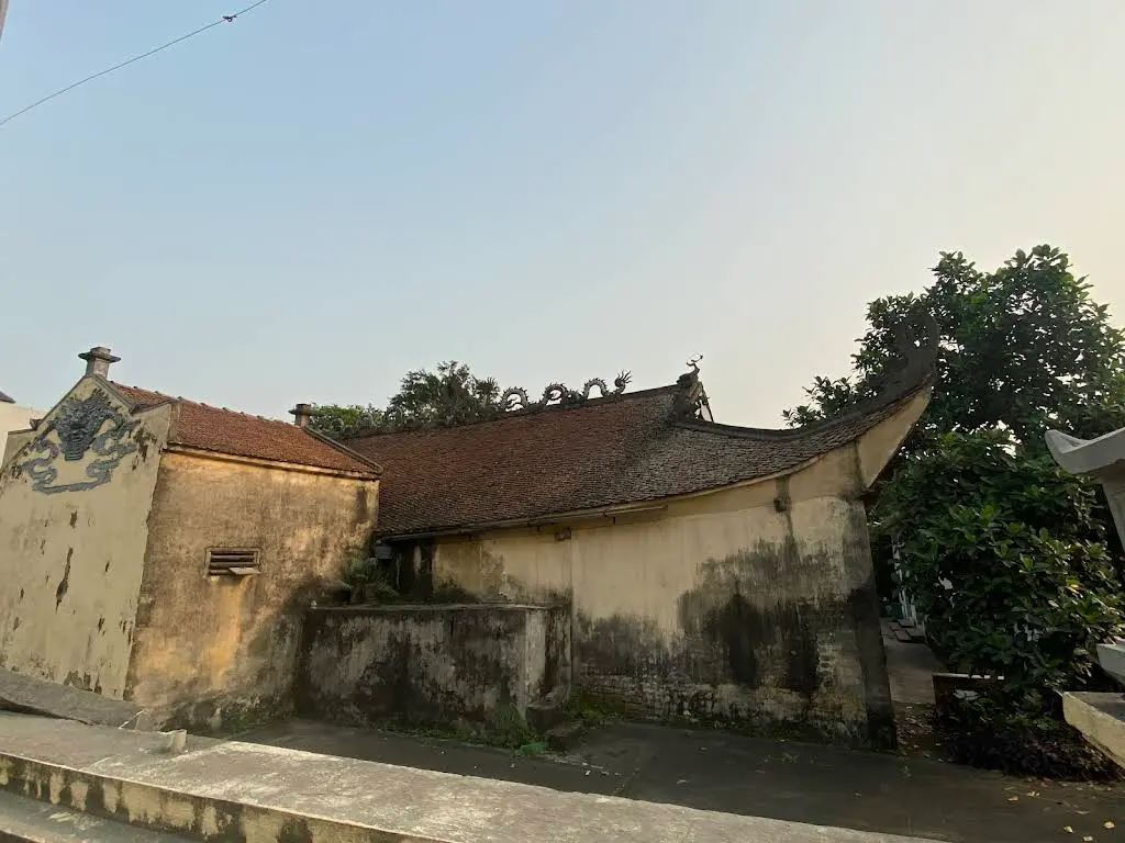 Cảnh quan Đình Thôn Thần