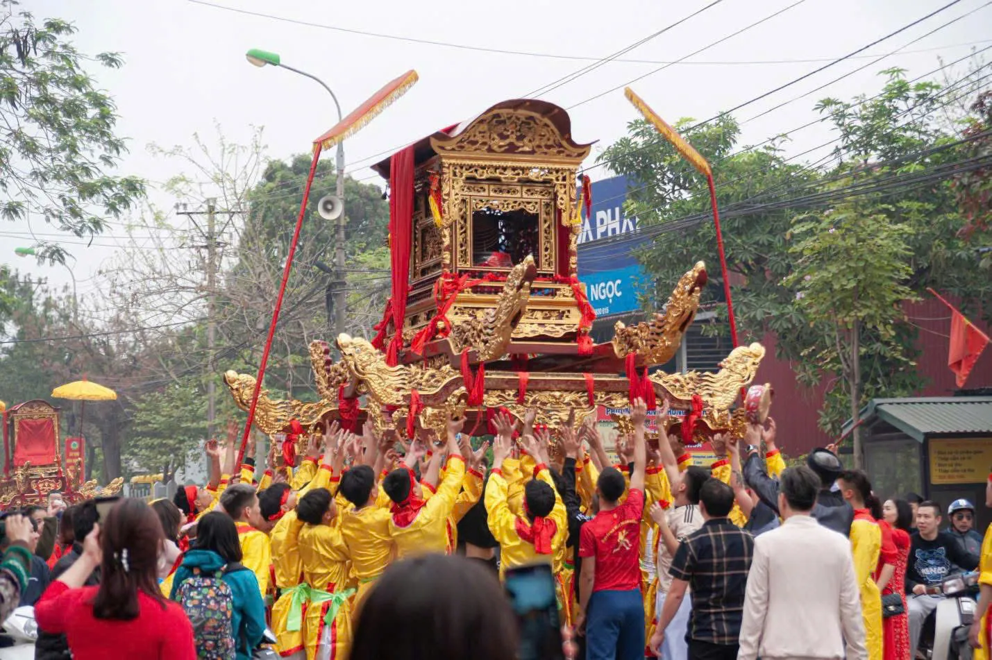 HỘI ĐỀN SỌ ( KIỆU HÀNG TỔNG RƯỚC ĐỔNG THIÊN VƯƠNG)