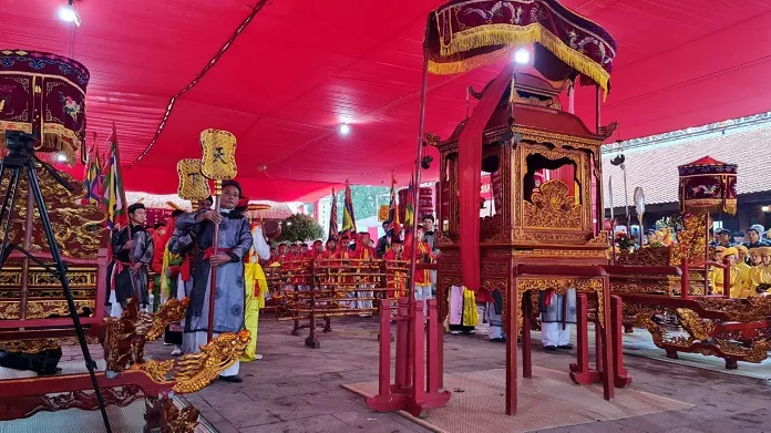 Lễ chữ Thiên Hạ Thái Bình Hội làng Chử Xá