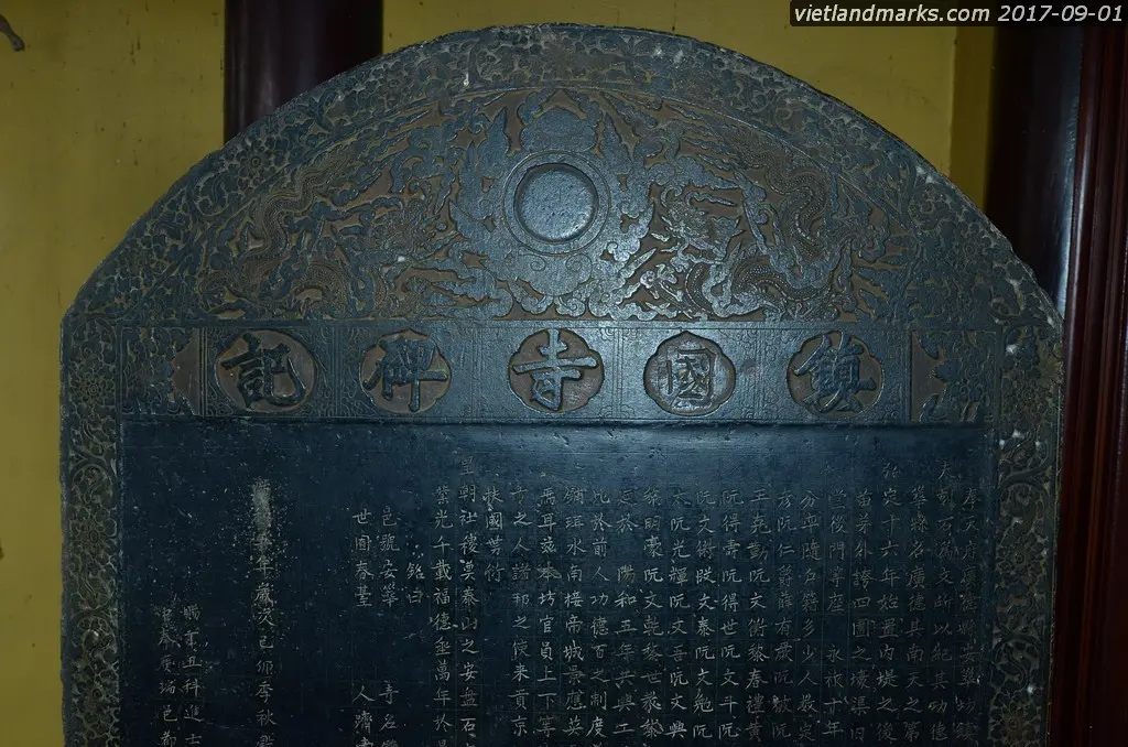 Cận cảnh bia đá Chùa Trấn Quốc