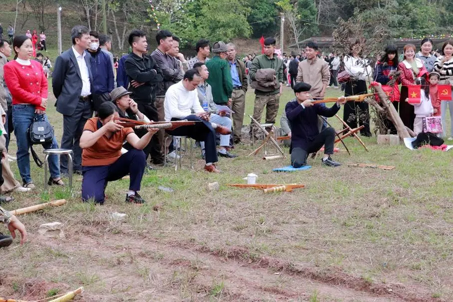 Trò chơi dân gian tại Lễ hội Đình Đông Quất