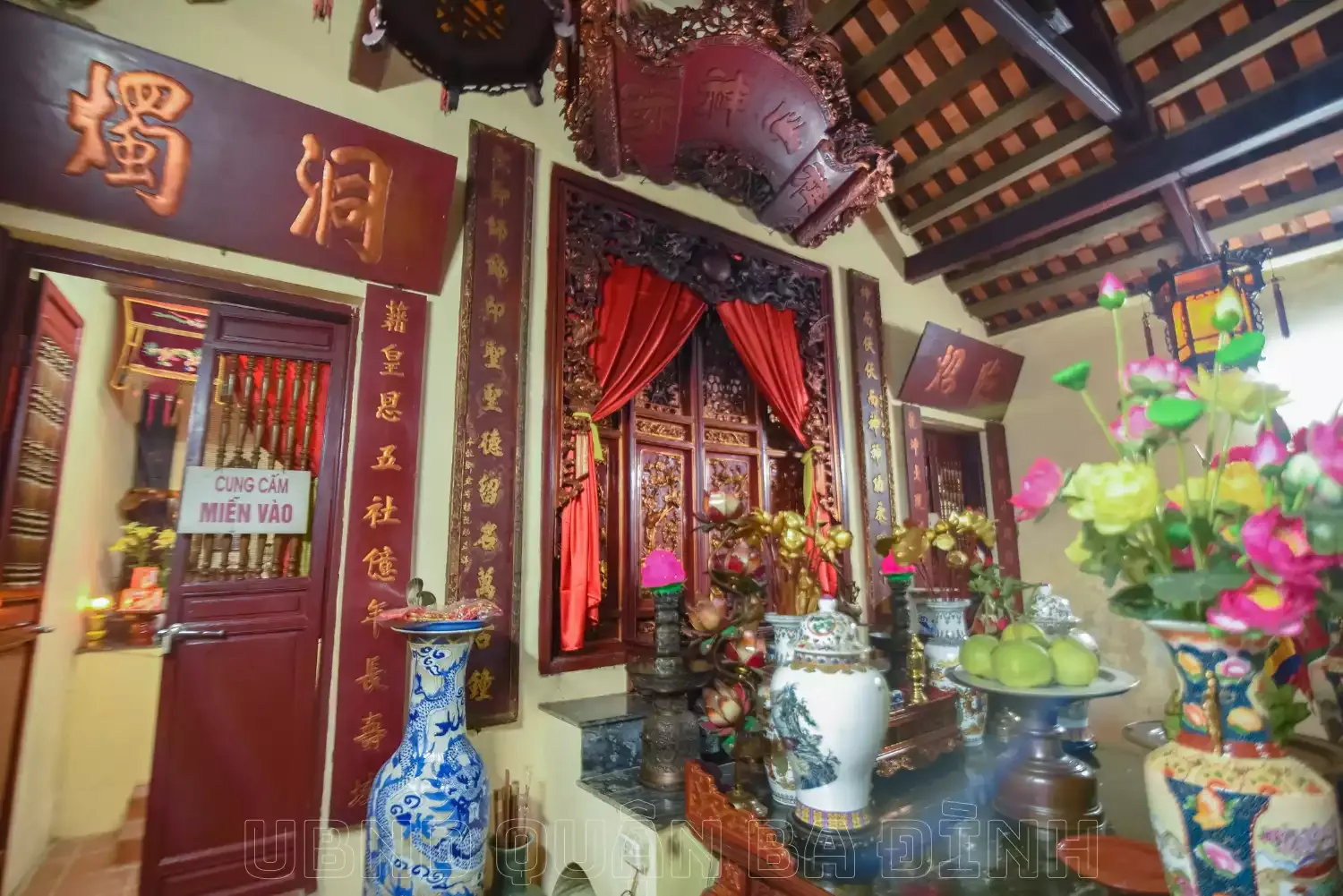 Không gian cảnh quan bên trong di tích Đình Ngũ Xã