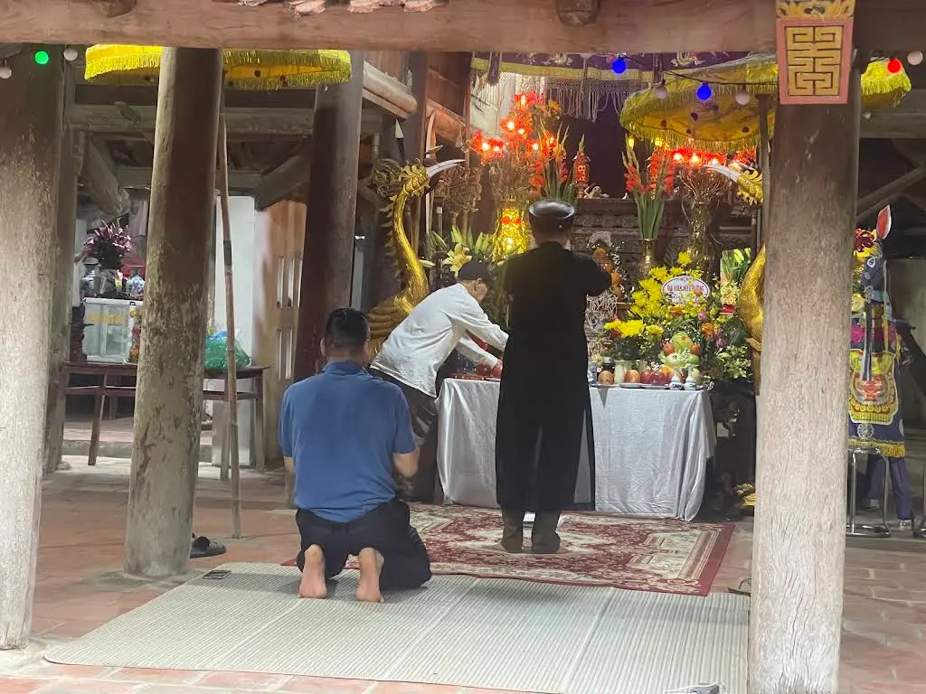 Cảnh quan bên trong Miếu Tướng