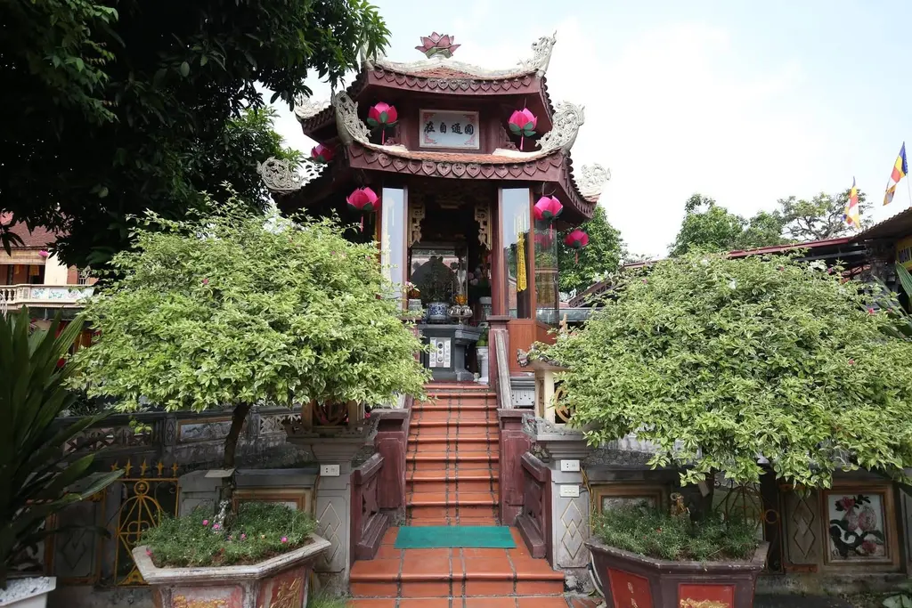 Cảnh quan di tích Chùa Đông Dư Hạ (Phù Quang Tự)
