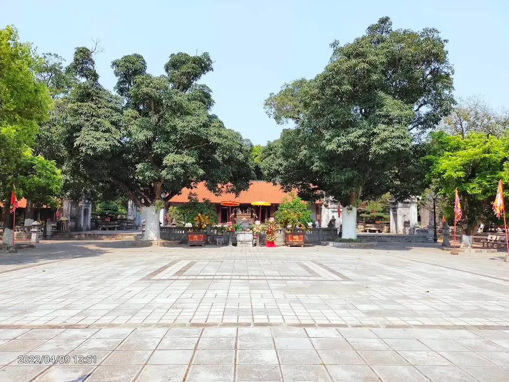 Không gian cảnh quan Đền Hai Bà Trưng