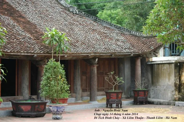Cảnh quan Đình Chảy