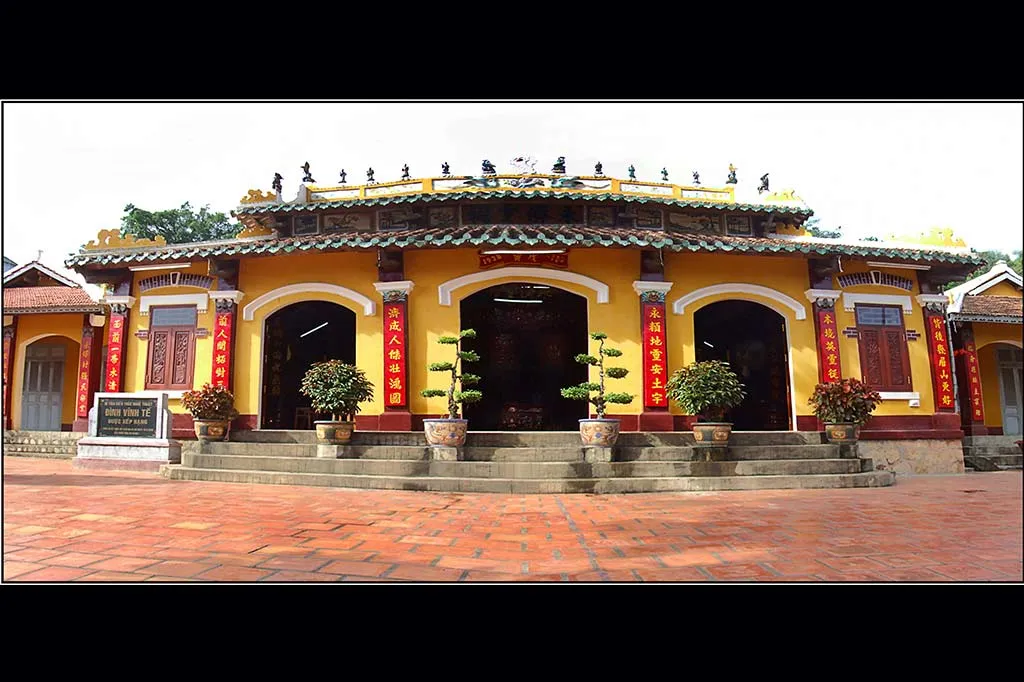 Không gian tại Đình Vĩnh Tế