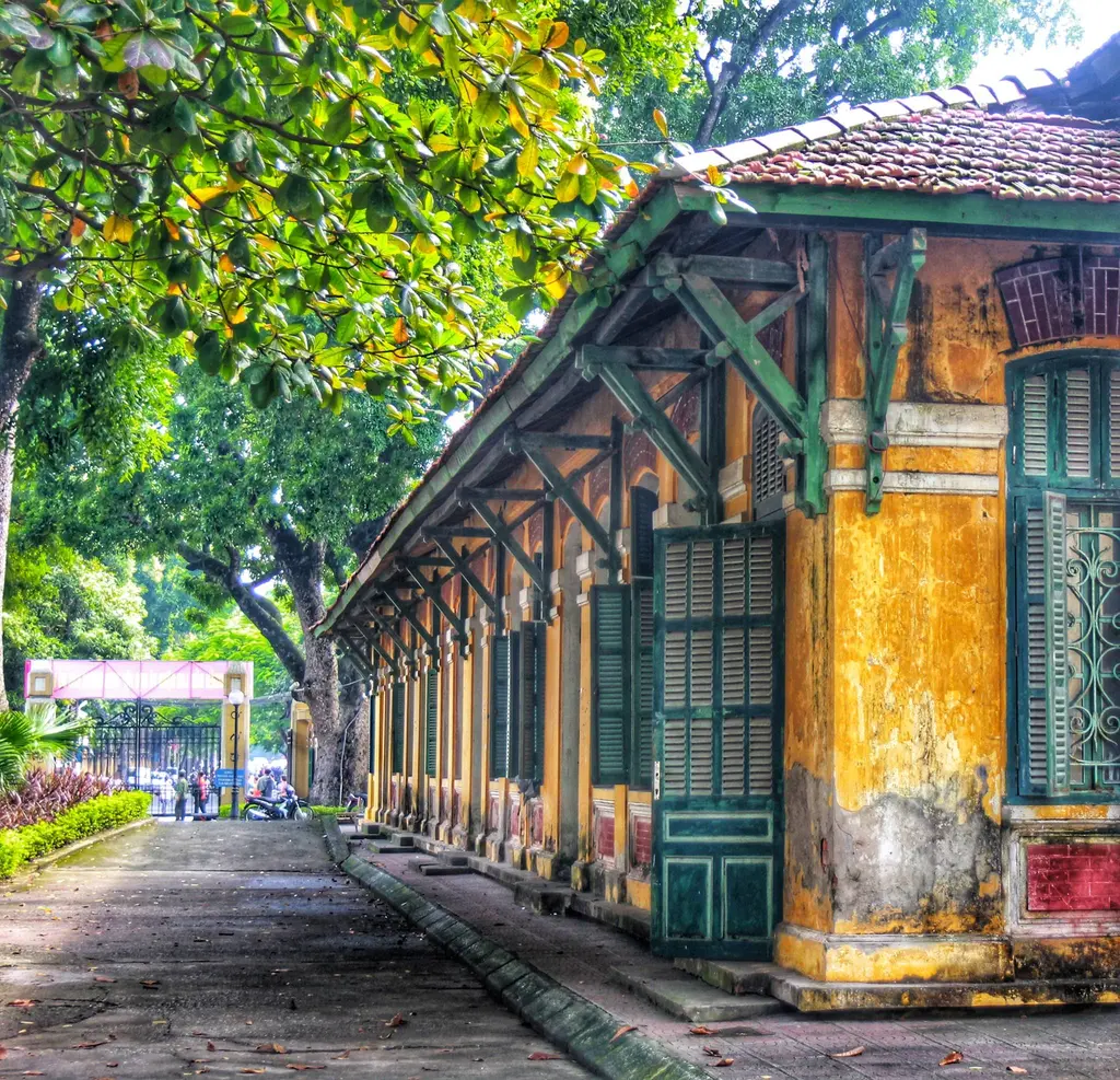 Không gian cảnh quan di tích Trường Chu Văn An