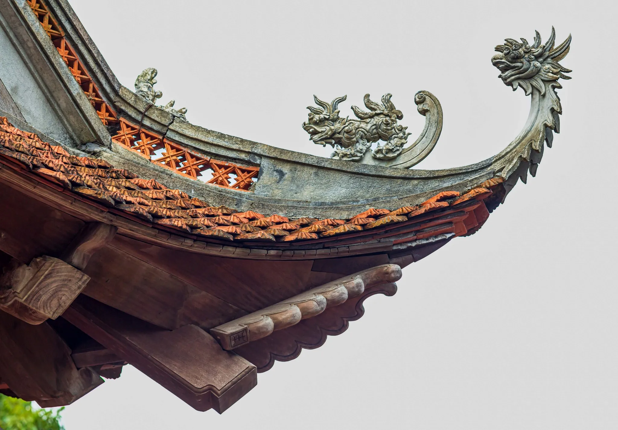 Kiến trúc đầu đao Đền đước thánh Cả