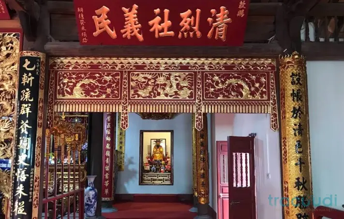 Chính điện Đền Nội