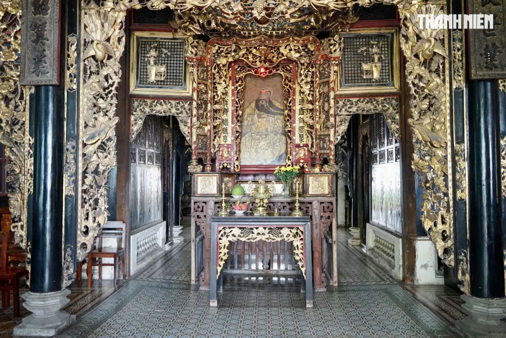 Gian giữa Nhà cổ Huỳnh Thủy Lê