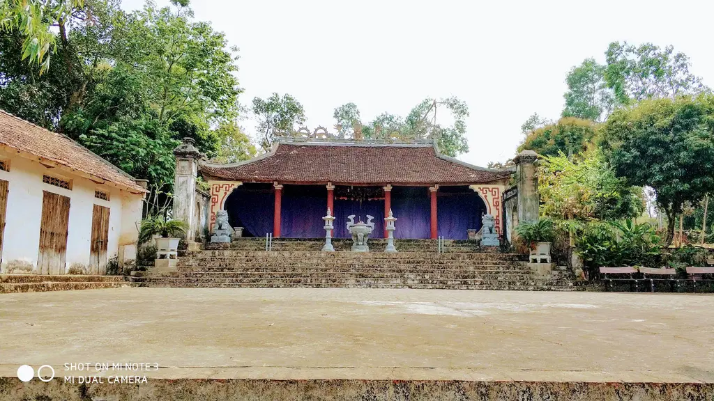 Cảnh quan di tích Đình Ngọc Nhị