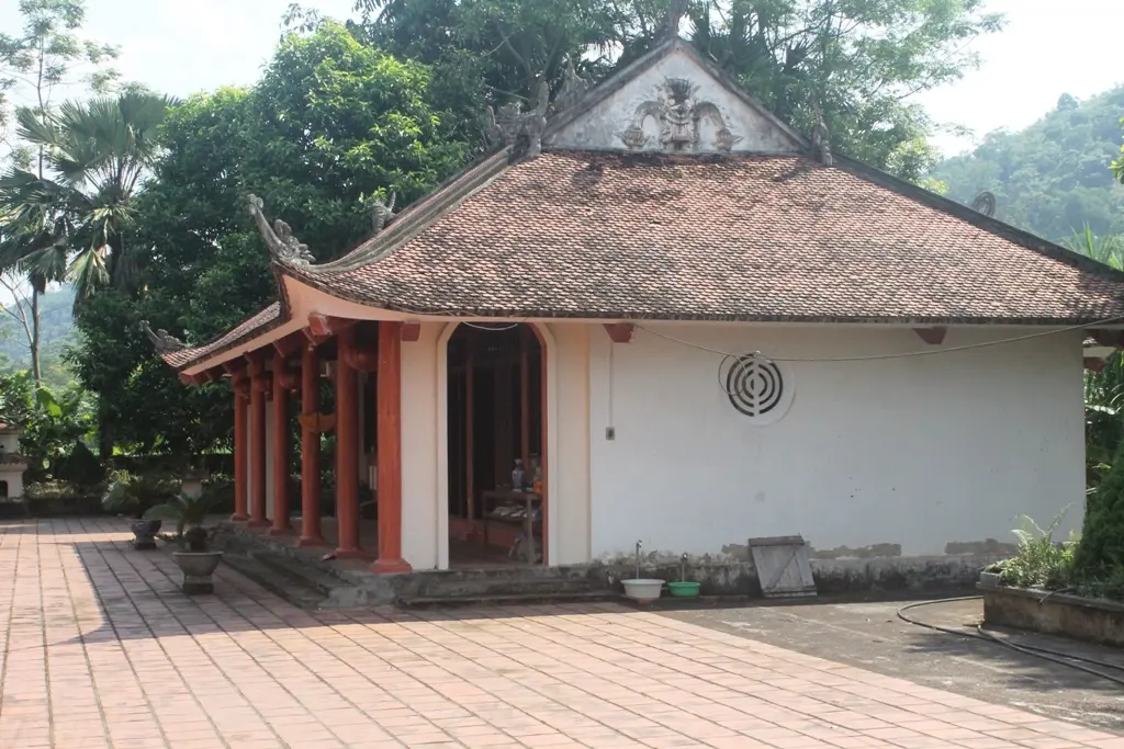 Cận cảnh Chùa Bình Lâm